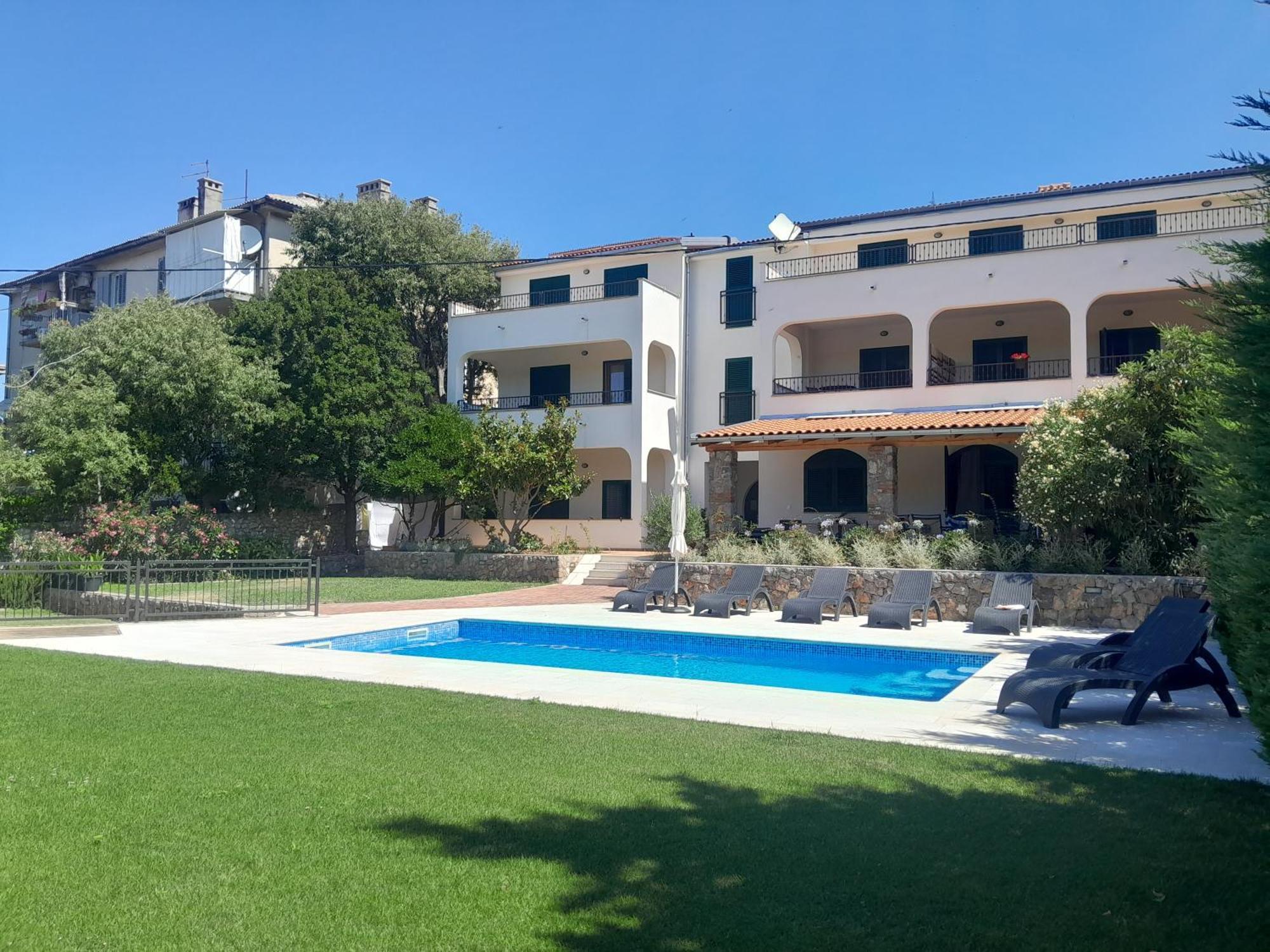 Guesthouse Ruza - Apartments Senj  Zewnętrze zdjęcie